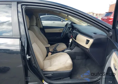 2014 Toyota Corolla Le Plus z USA, uszkodzony, nr VIN 5YFBURHE6EP102904